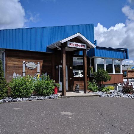 Motel Claude Degelis Екстериор снимка